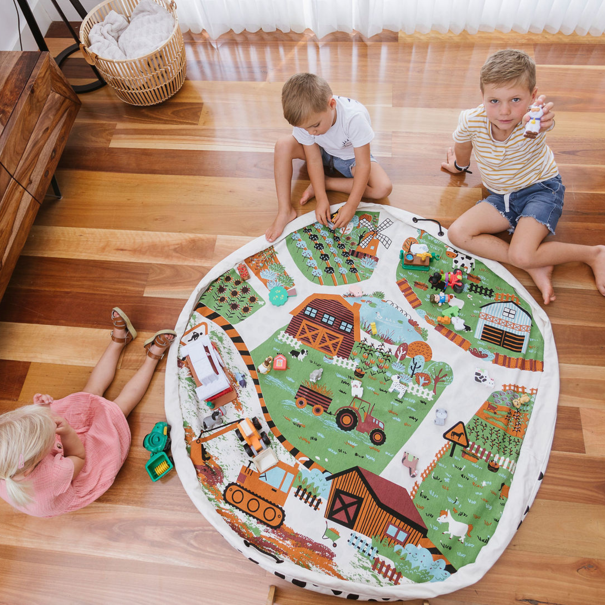 Old McBussy's Farm Play Pouch-PRE ORDER