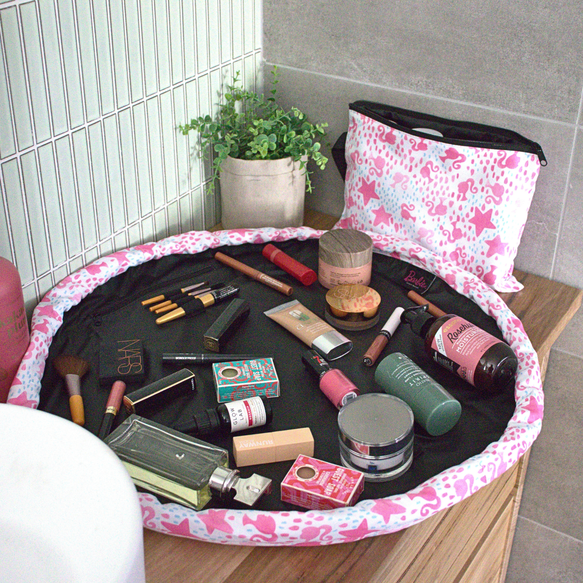 Glam Pouch + Clutch - Barbie Shine
